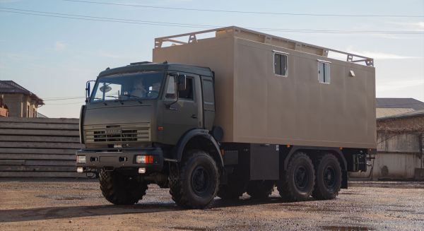 Машина для перевозки и отдыха личного состава пограничных войск