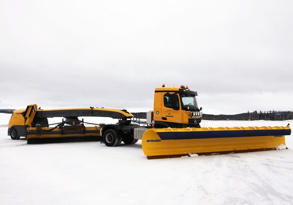 Щеточно-продувочная машина