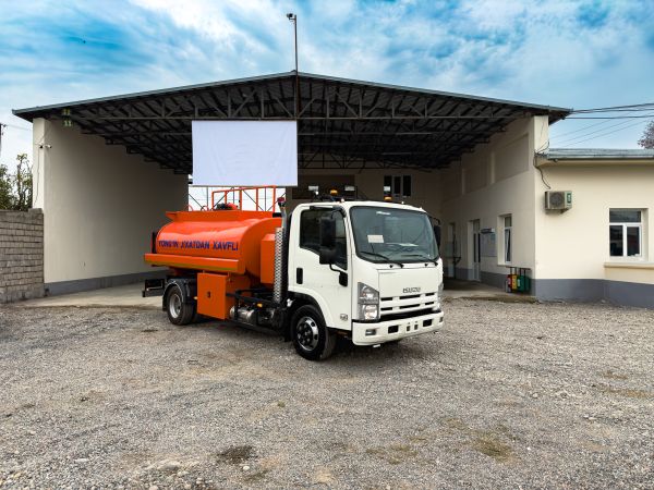 Автотопливозаправщик на базе ISUZU NQR90L-K